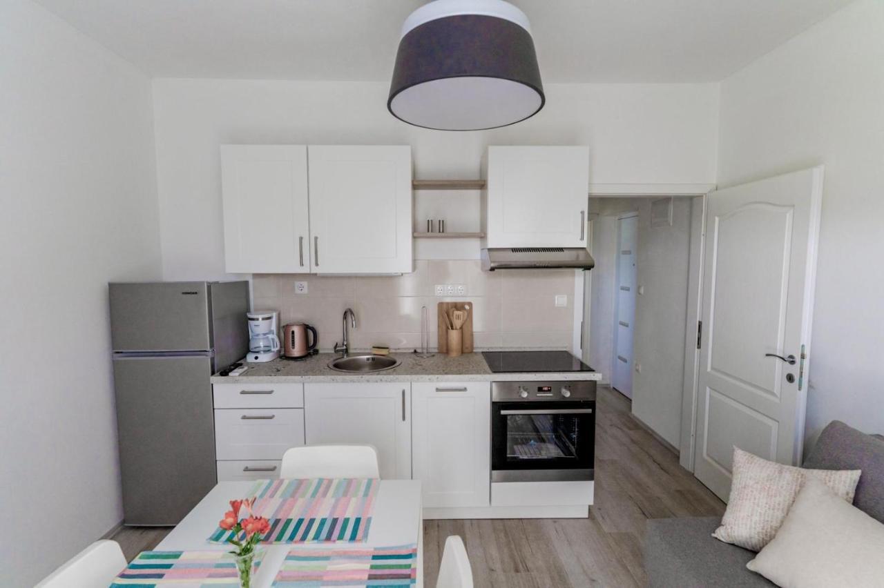 Apartments Happy Sukošan المظهر الخارجي الصورة