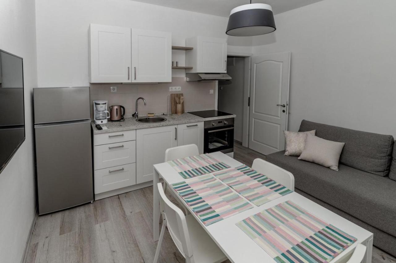 Apartments Happy Sukošan المظهر الخارجي الصورة