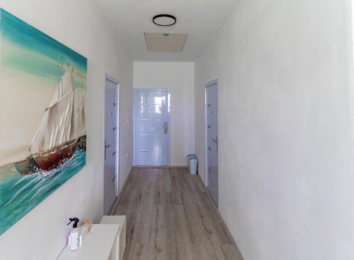 Apartments Happy Sukošan المظهر الخارجي الصورة