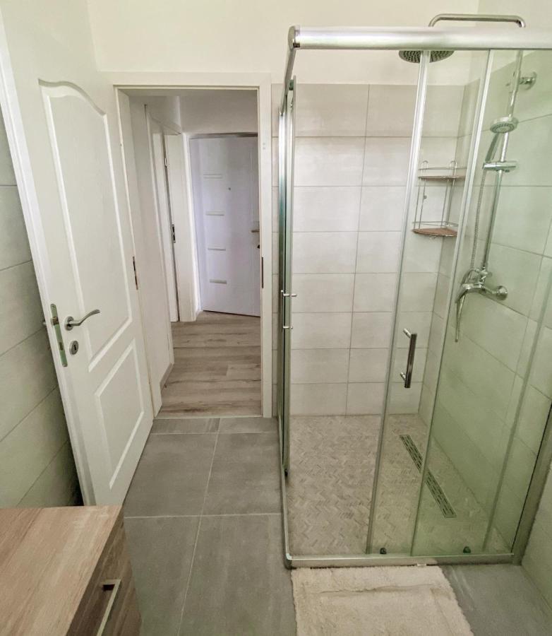 Apartments Happy Sukošan المظهر الخارجي الصورة