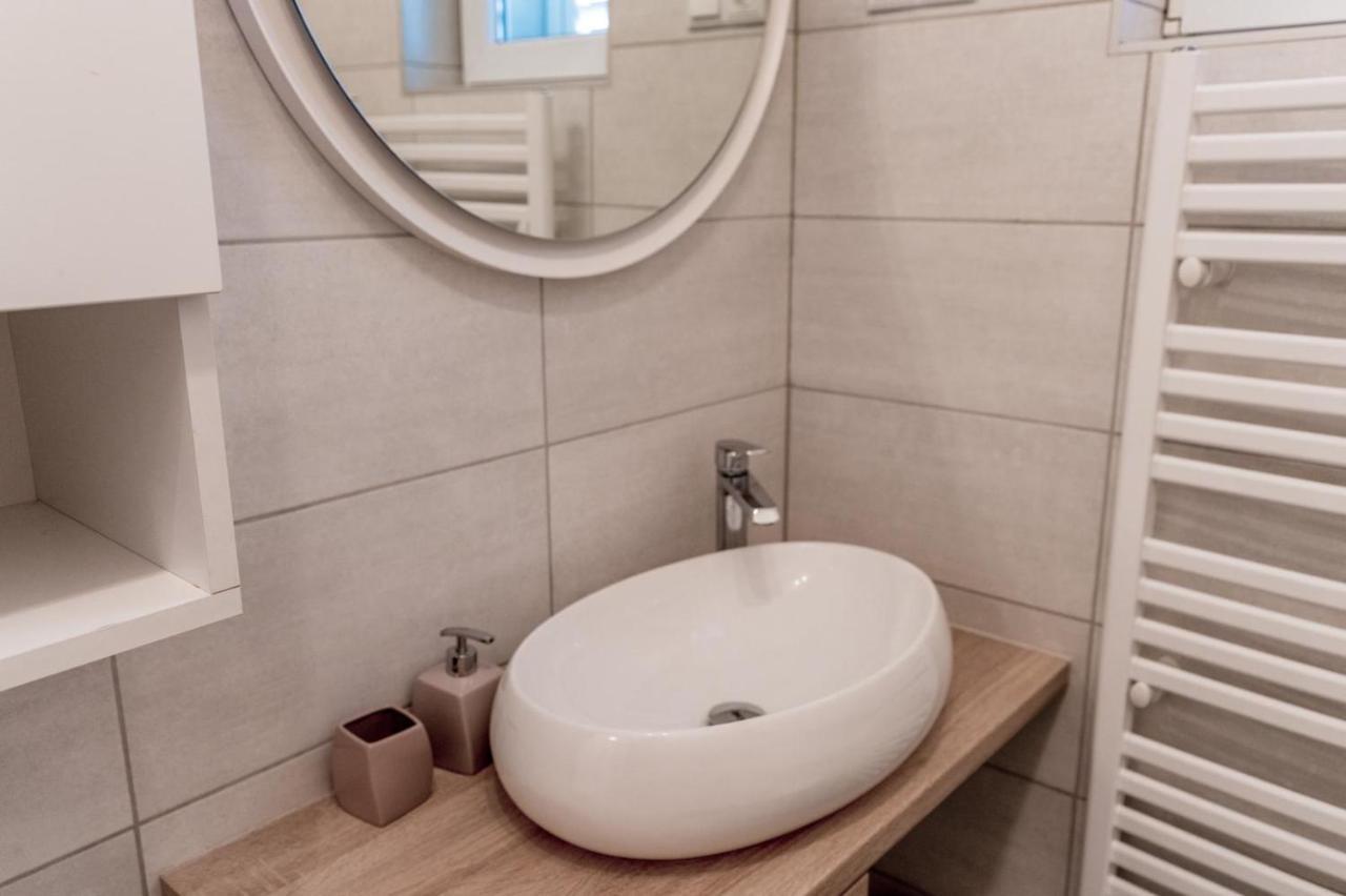 Apartments Happy Sukošan المظهر الخارجي الصورة