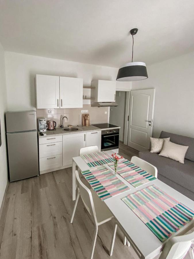 Apartments Happy Sukošan المظهر الخارجي الصورة