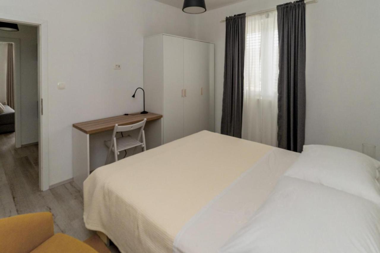 Apartments Happy Sukošan المظهر الخارجي الصورة