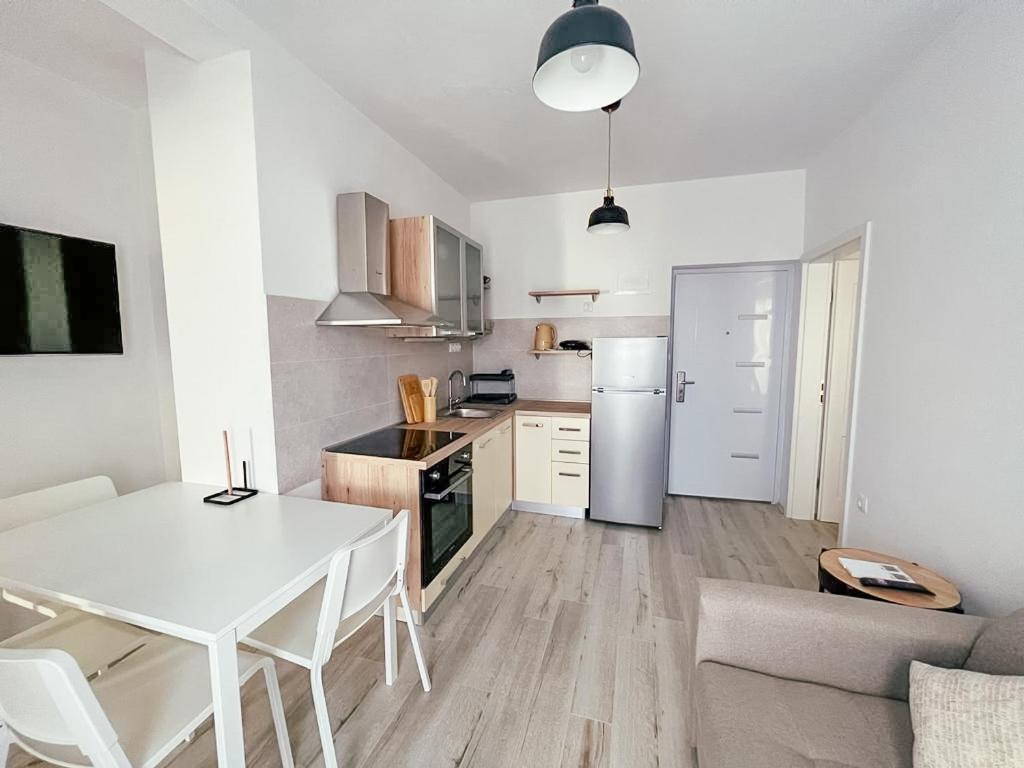 Apartments Happy Sukošan المظهر الخارجي الصورة