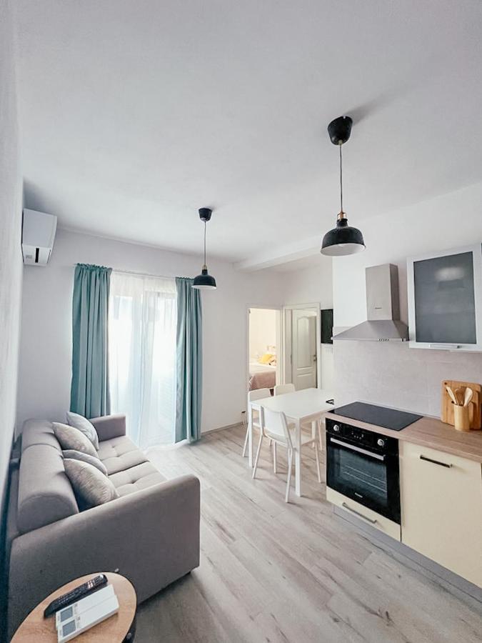 Apartments Happy Sukošan المظهر الخارجي الصورة