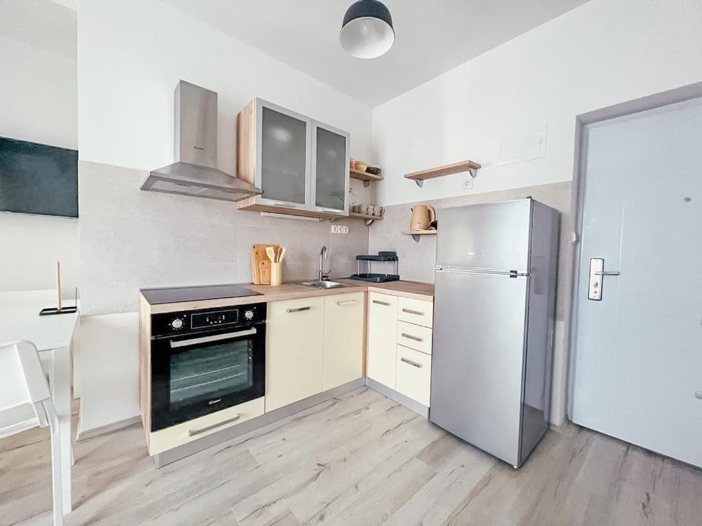 Apartments Happy Sukošan المظهر الخارجي الصورة