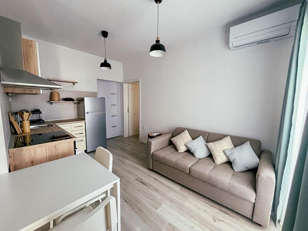 Apartments Happy Sukošan المظهر الخارجي الصورة